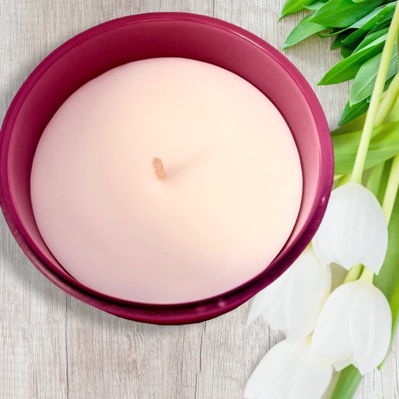 NIB Summer & Rose Evening Jasmine Candle - Picture 2 of 8